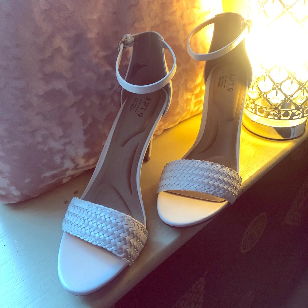 Mariana Memory Foam Heels